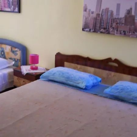 Apatman Mama Cvita City-state Apartment *